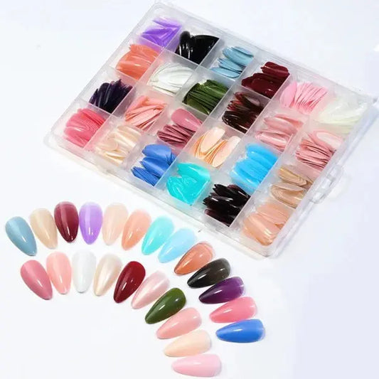 576 Pcs Reusable Artificial Nails Set 24 Colors, with Box (Random Color)